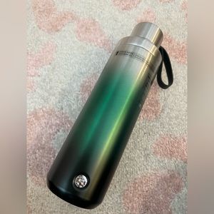 BNWT metallic silver to green ombré Starbucks cup
